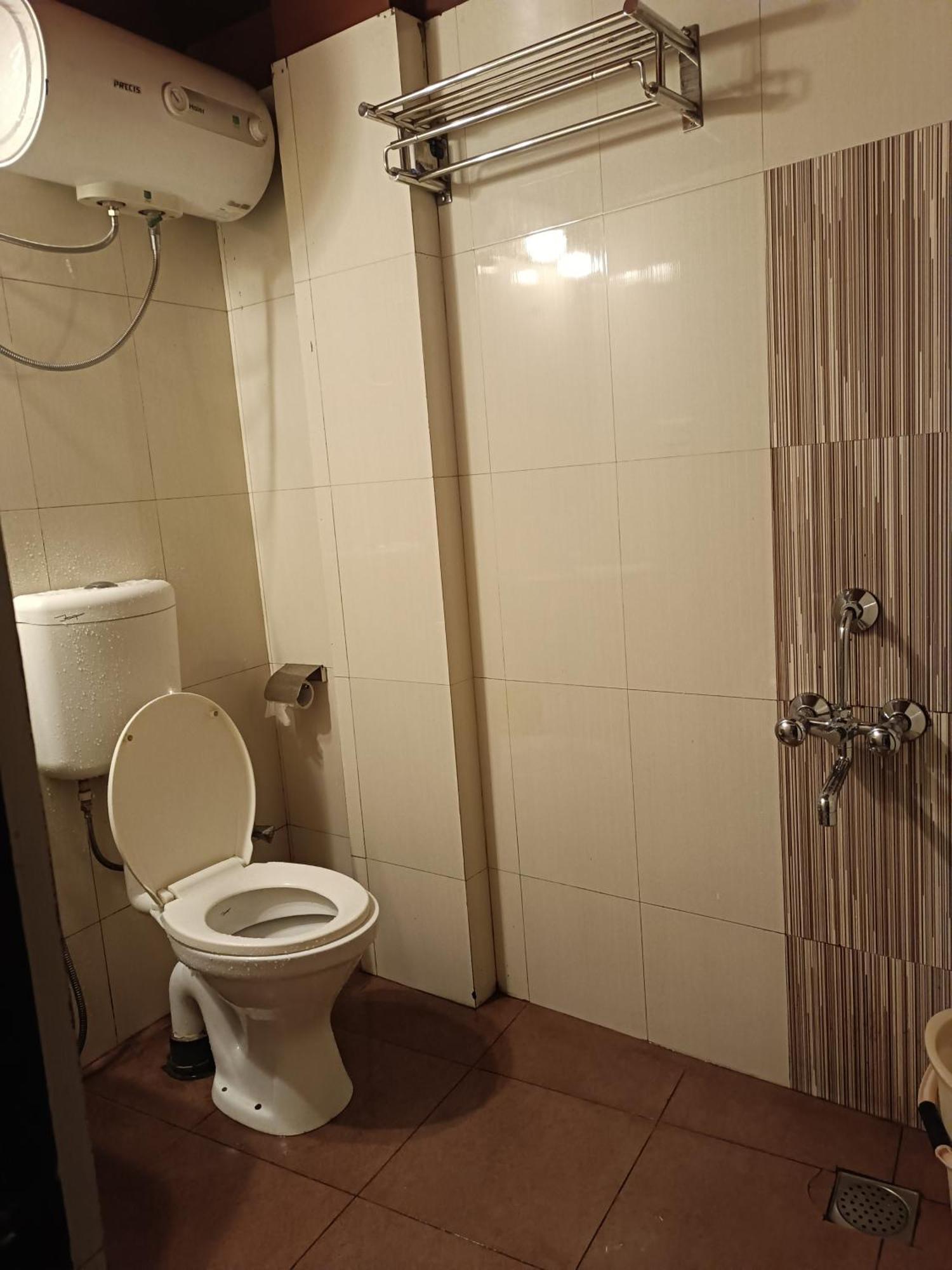 Hotel Serene Shillong Eksteriør bilde